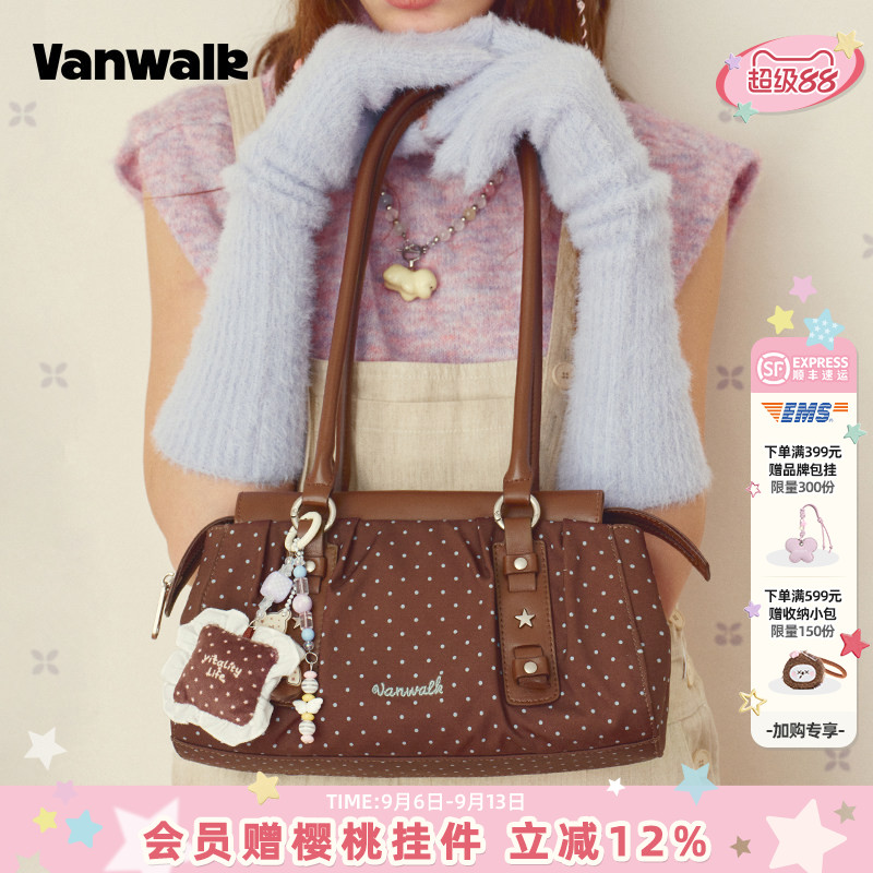 VANWALK/出走女款休闲波点单肩包图片