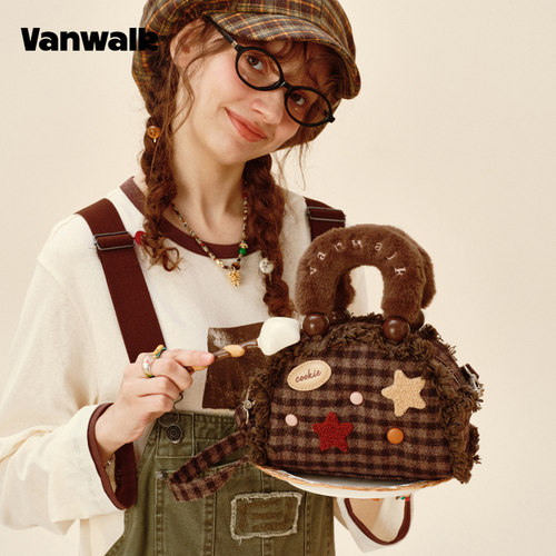 VANWALK/出走小众荷叶边波士顿包