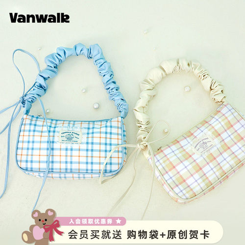 肥肠圈奶油格纹单肩包