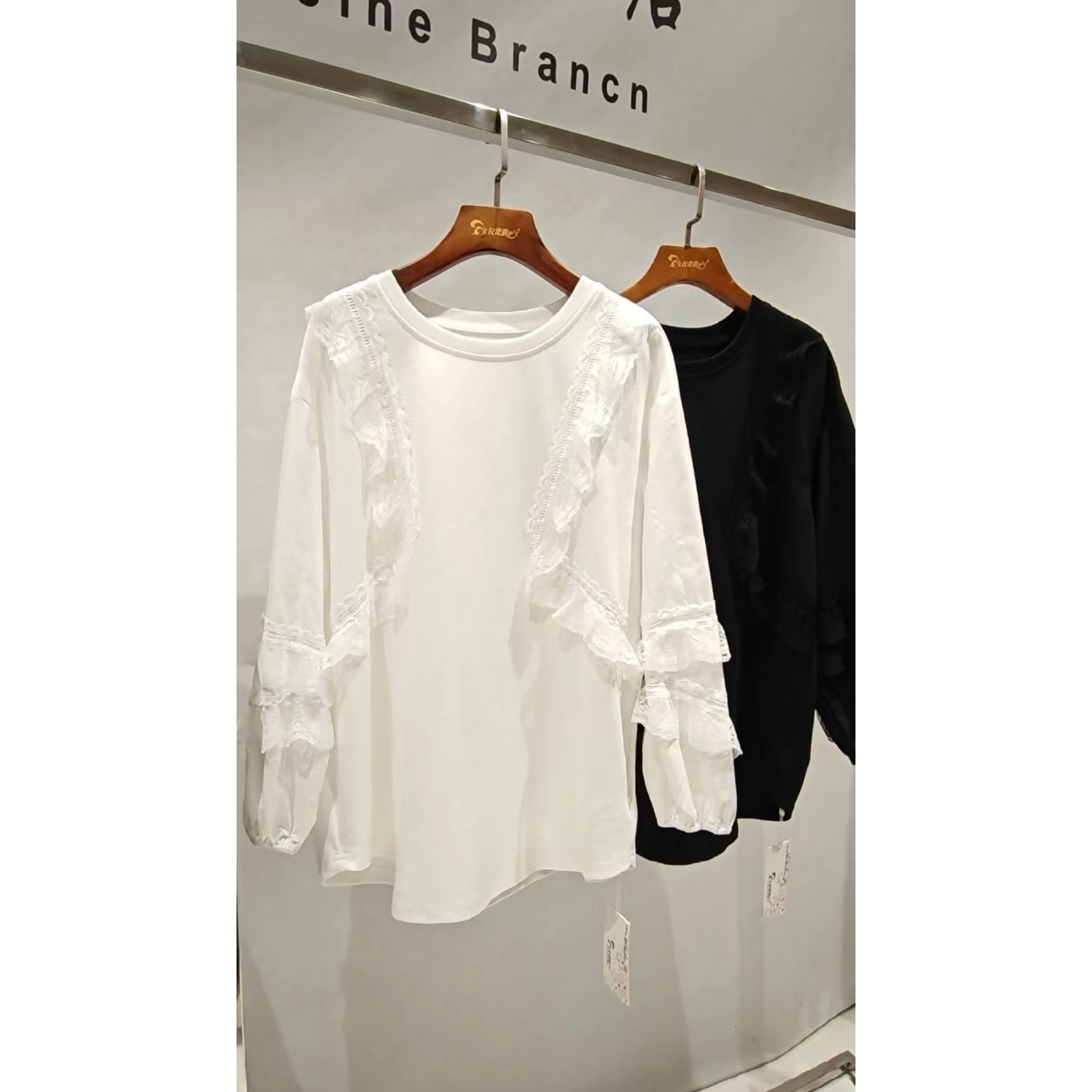 1555女权贵族2026春新款加肥加大码女装减龄洋气百搭卫衣上衣小衫