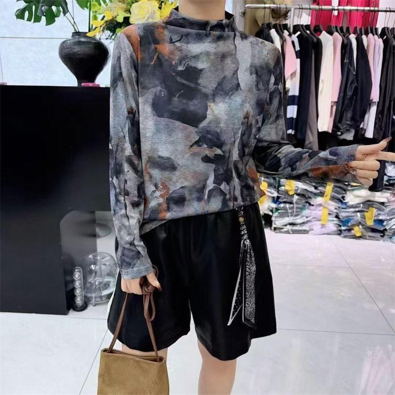 7503妃儿红2026秋冬新款大码女装显瘦上衣时尚打底衫百搭遮肉小衫