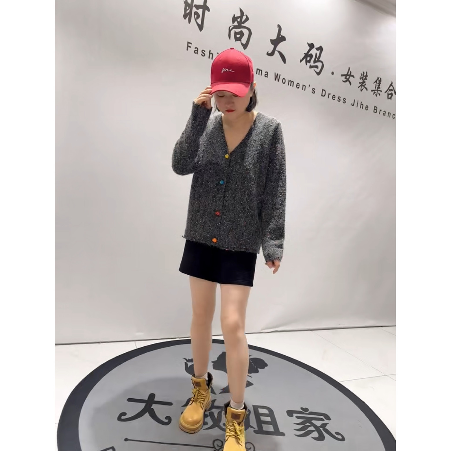 1002女权贵族2026春新款加肥加大码女装减龄百搭V领针织毛衣毛衫,女装/女士精品,大码内搭,淘宝优惠券,粉丝福利购,淘宝优惠卷