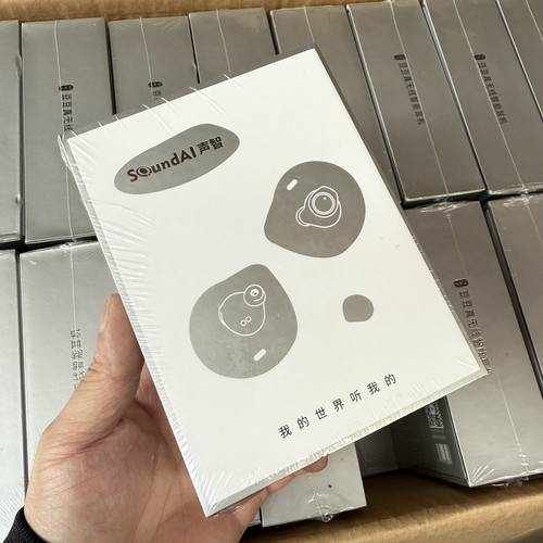 充电仓和耳机粘手不包好坏