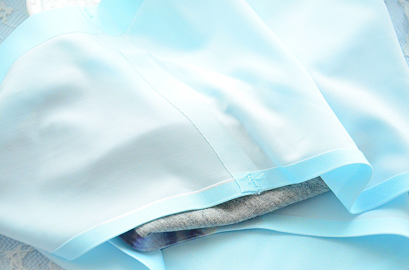 Slip jeunesse NK-MIAOK en soie Ice - Ref 639229 Image 3