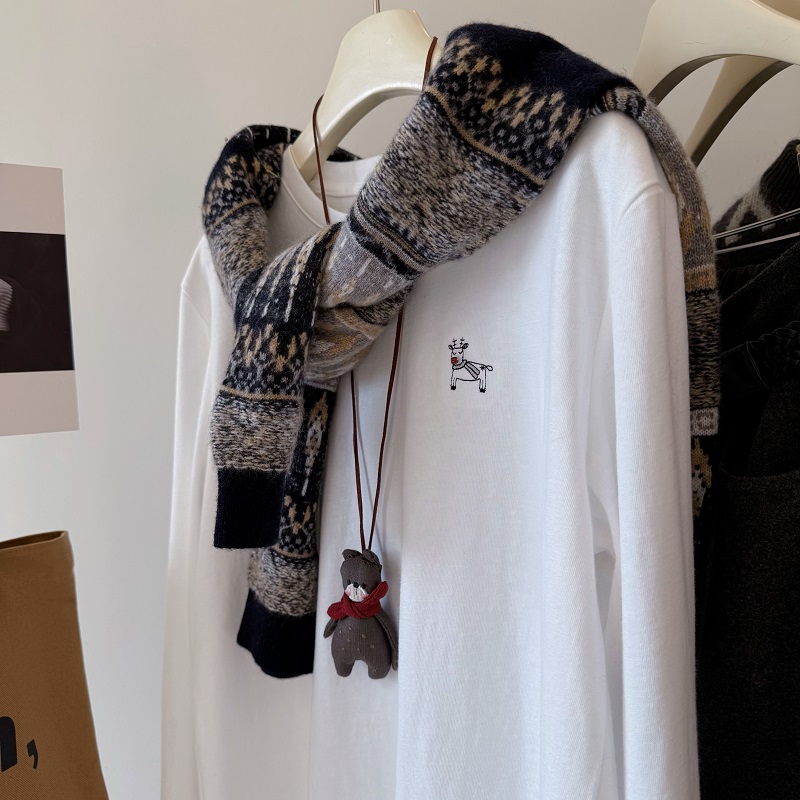 韩国麋鹿刺绣磨毛舒适打底白T恤