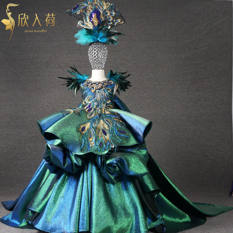 欣入荷大气儿童礼服tt台走秀春晚图片