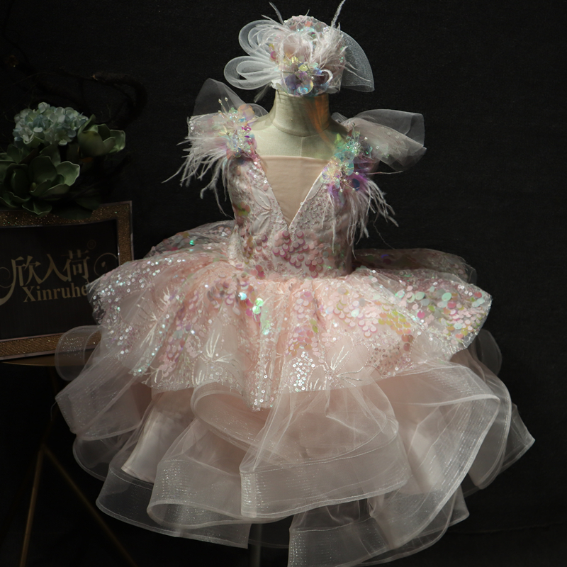 欣入荷儿童粉色短款亮片礼服