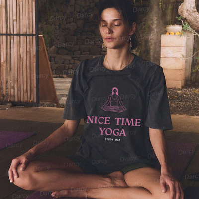 美式复古小众瑜伽yoga打坐健身时刻女孩减龄设计感短袖慵懒黑T恤