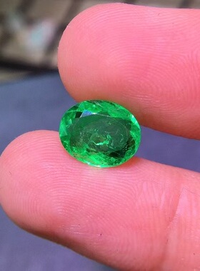 1.99克拉天然哥伦比亚祖母绿vividgreen珠宝戒面裸石椭圆形彩宝