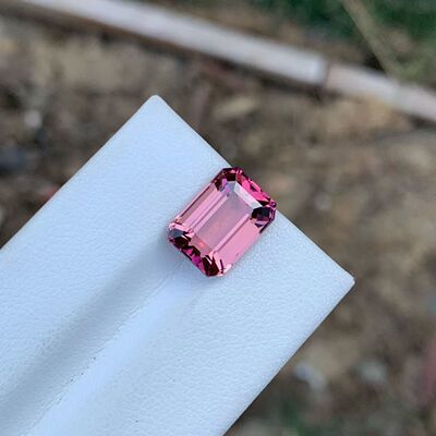 3.82克拉天然阿富汗粉碧玺戒面