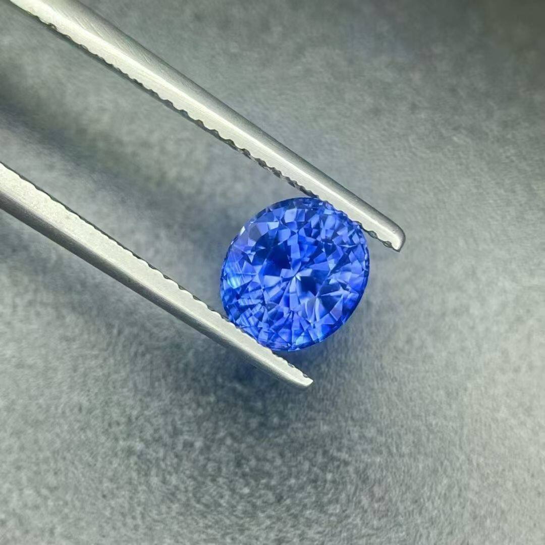 新货2.7克拉天然蓝宝石矢车菊GUILD认证精切工彩宝裸石明亮色调