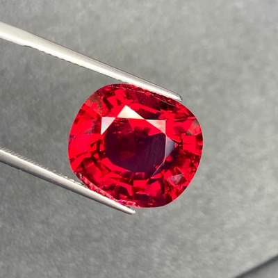 16.52克拉天然鸽血红碧玺戒面