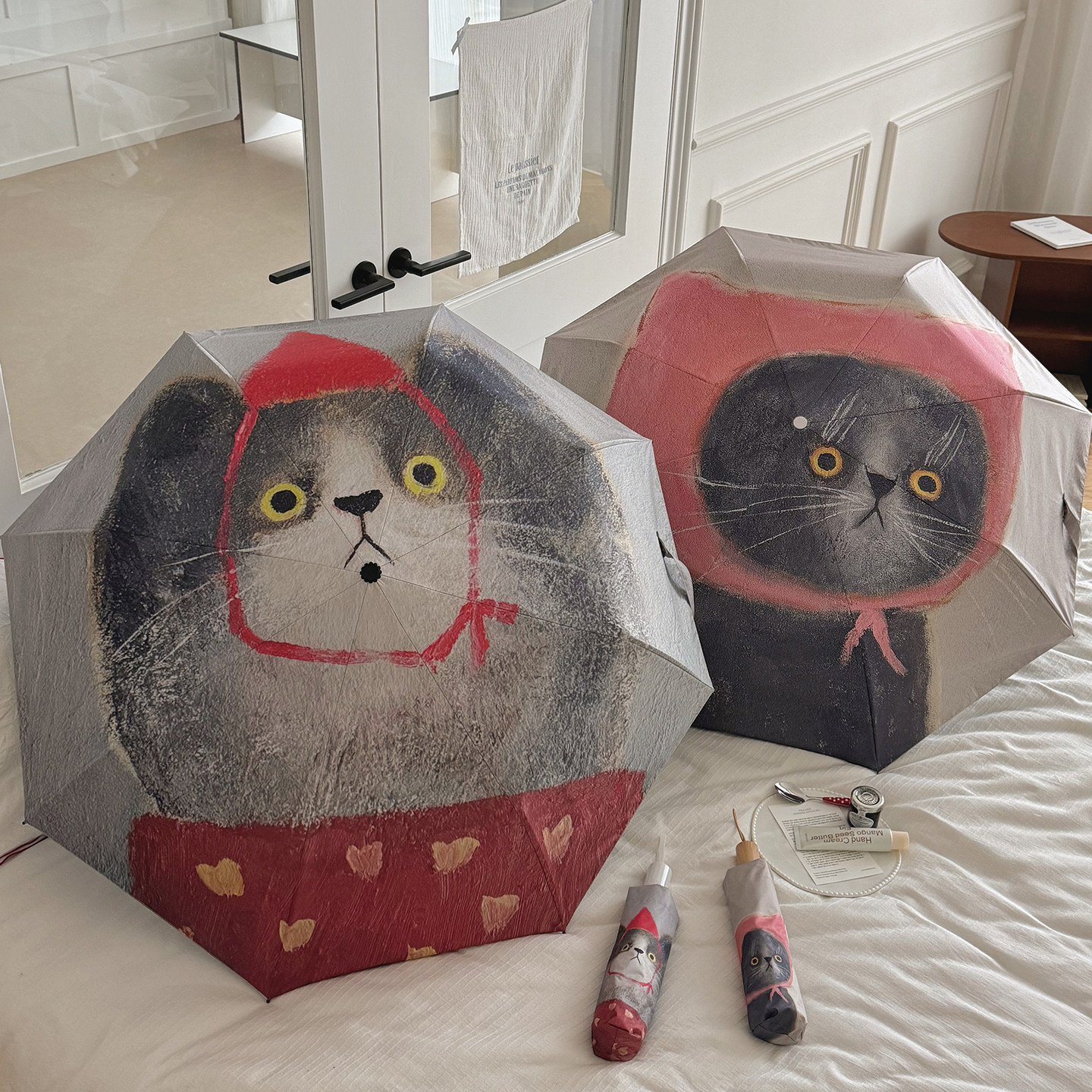 新款学生折叠卡通雨伞防晒防紫外线黑胶遮阳伞晴雨两用自动太阳伞