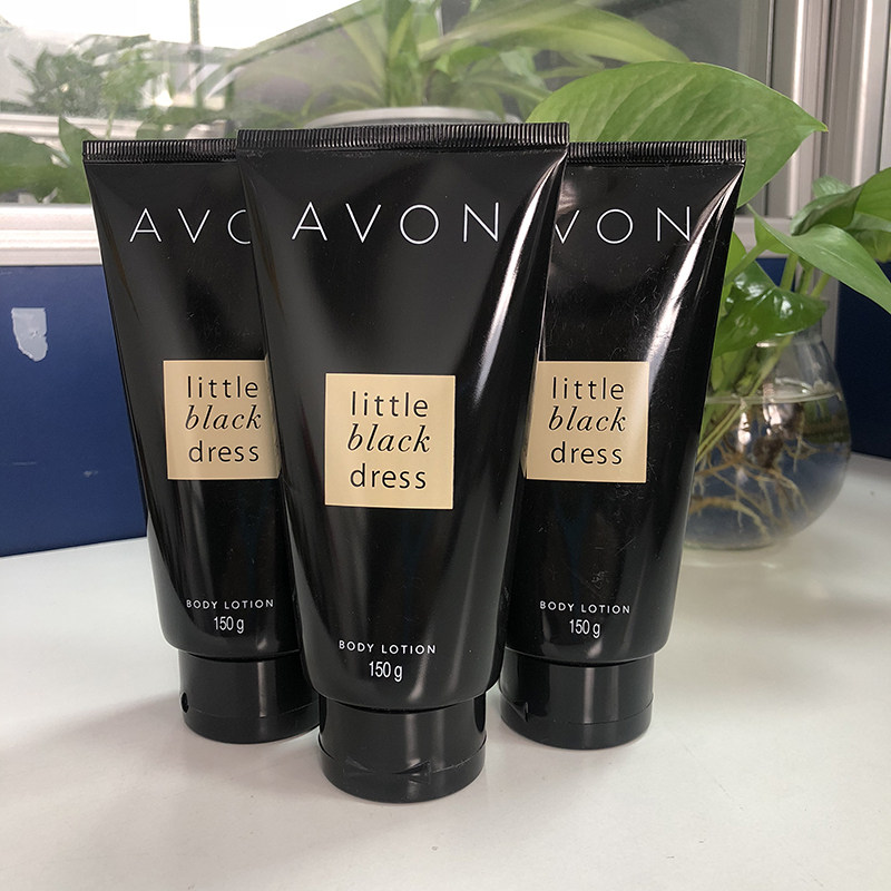 雅芳小黑裙身体乳官方图片（正品雅芳小黑裙身体乳是什么样子）