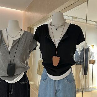 半拉链磨毛上衣 显瘦短袖 清仓 假两件t恤女正肩设计感别致拼接修身
