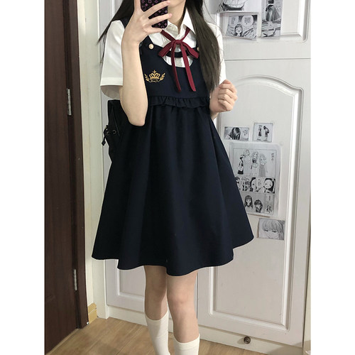 日系制服连衣裙纯色刺绣背心裙