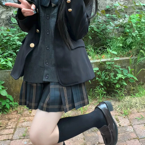 开春漂亮半身裙女夏日系百褶裙