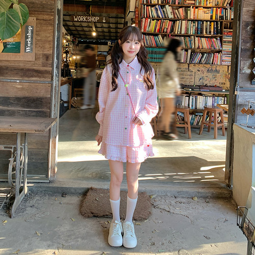 彩虹小狗套装春天新款女装