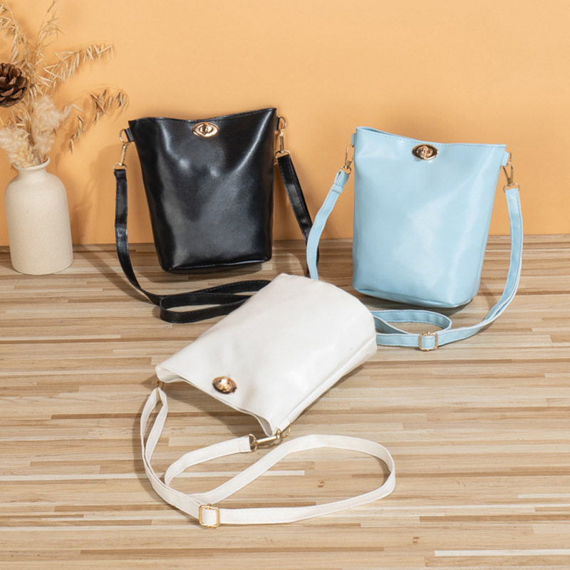 简约甜美女生手机包 ladies bags跨境女包时尚锁扣斜挎单肩包