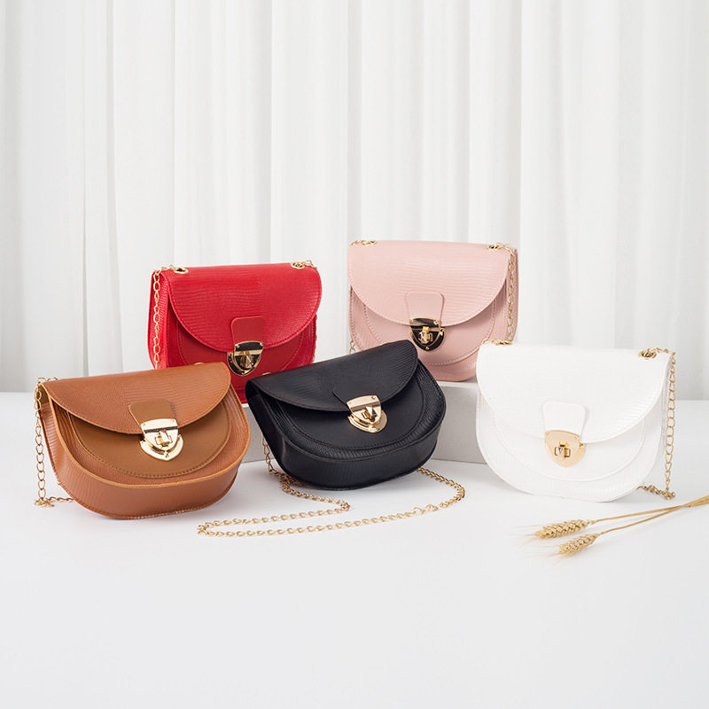 潮流马鞍包手机包新款女包时尚锁扣小包包单肩斜挎包小清新小方包,运动包/户外包/配件,挎包/拎包/休闲包,淘宝优惠券,粉丝福利购,淘宝优惠卷