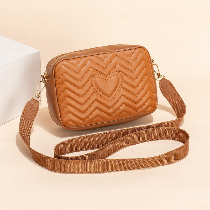 新款时尚斜挎菱格包包2023款单肩小众相机包适用零钱女包,运动包/户外包/配件,挎包/拎包/休闲包,淘宝优惠券,粉丝福利购,淘宝优惠卷
