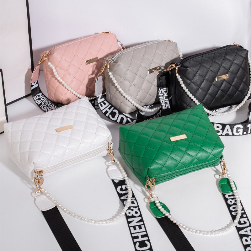 women's bag女包2023新款菱格绣花珍珠手提彩带斜挎小方包包,运动包/户外包/配件,挎包/拎包/休闲包,淘宝优惠券,粉丝福利购,淘宝优惠卷