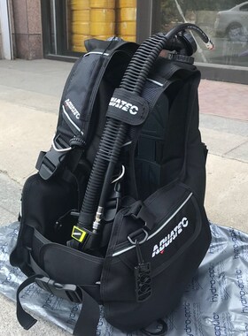 台湾进口AQUATEC潜水背心 bc充气背飞 水肺深潜 浮力调整器 BCD