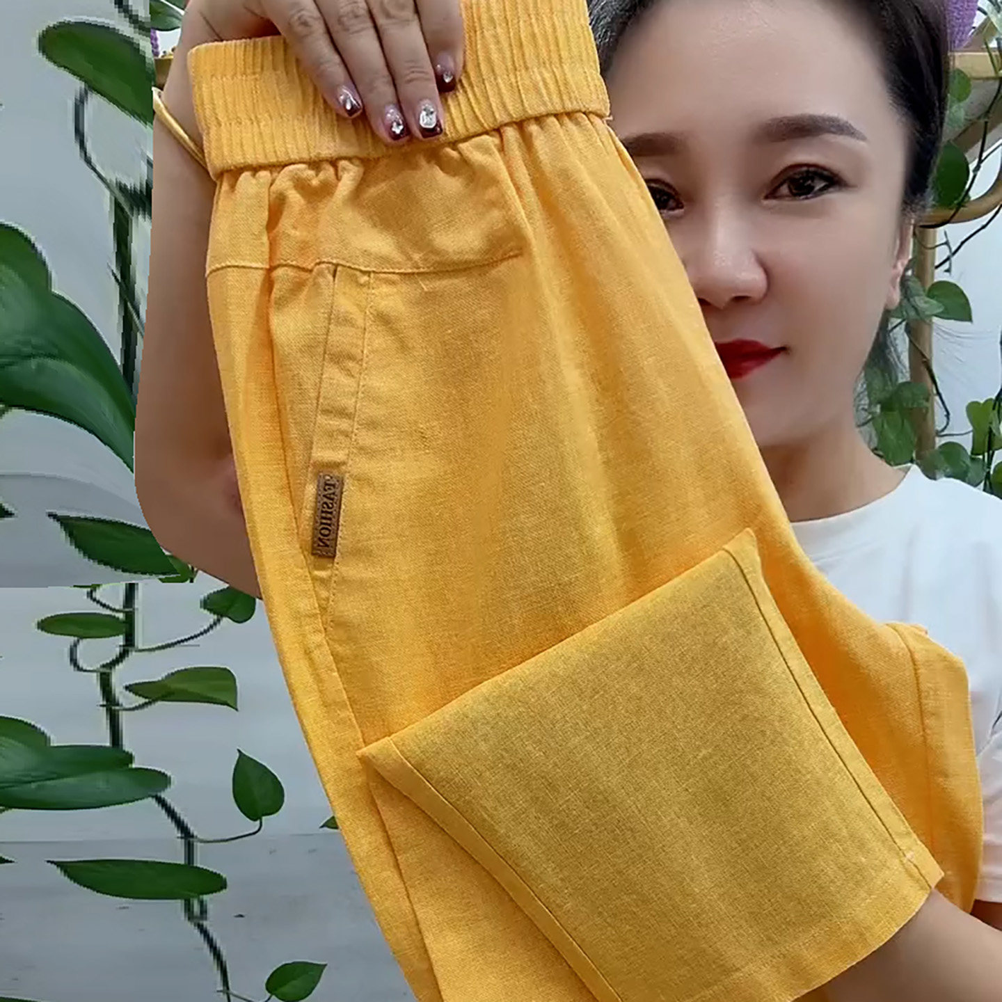 中年妈妈黄色简约夏季哈伦裤女夏季松紧腰通勤大方休闲薄款九分裤
