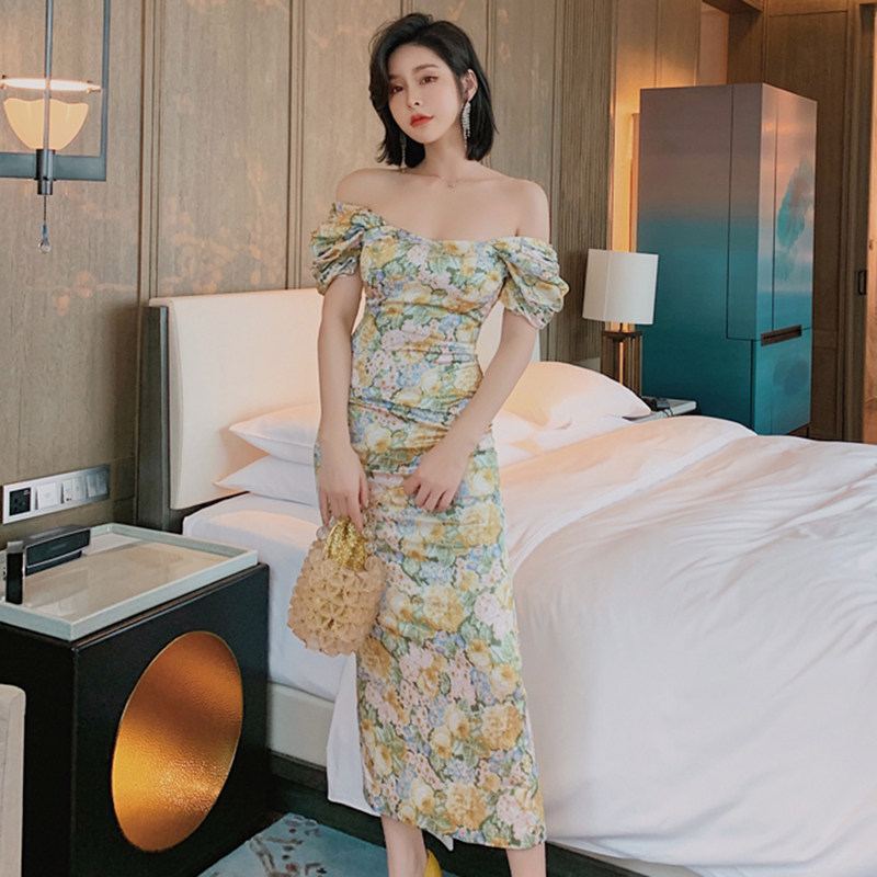 一字肩性感小雏菊碎花连衣裙包臀长款修身露背小礼服平时可穿夏季