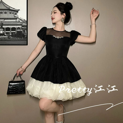 法式御姐风收腰连衣裙