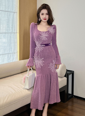 紫色纯欲温柔风方领针织连衣裙女通勤气质喇叭袖绒毛别致鱼尾长裙