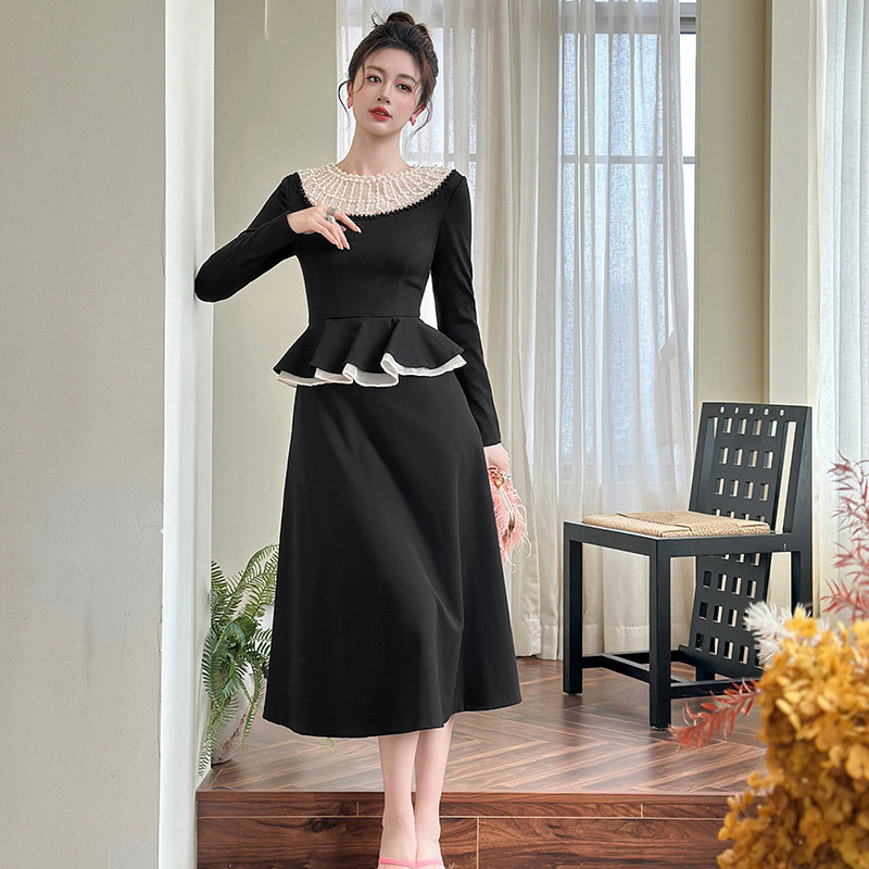 荷叶边钉珠超好看冬装连衣裙新款遮肉显瘦梨型身材大码女装礼服裙