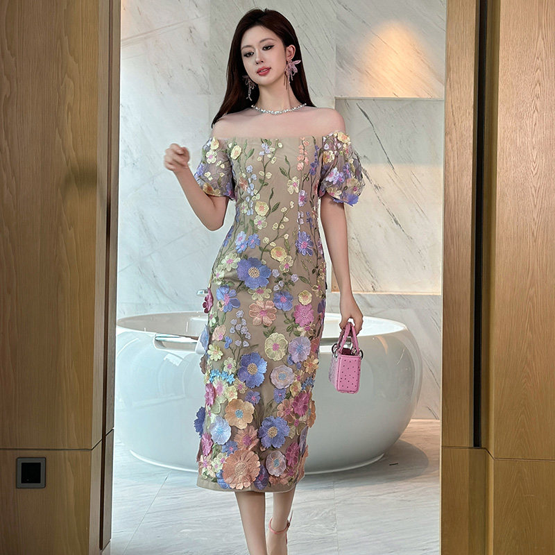 碎花一字肩淑女连衣裙