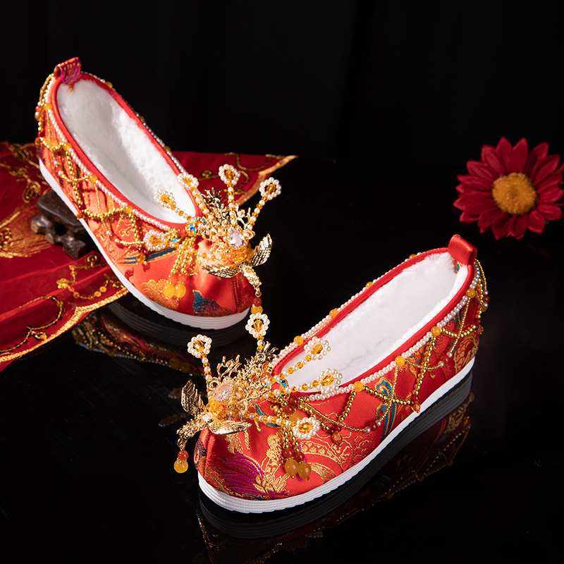 WEDDING SHOES WOMENS WINTER PLUS VELVET NICHE XIUHE BRIDAL SHOES WEAVING GOLDEN PHOENIX TASSELS ANCIENT STYLE CHINESE WEDDING ORIGINAL EMBROIDERED SHOES