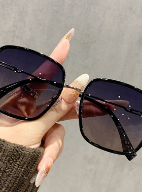 墨镜女款2025新款潮流近视高级感防紫外线开车专用方框太阳镜大框