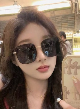 2025新款大框墨镜女款高级感方圆脸显小开车 防紫外线 偏光太阳镜