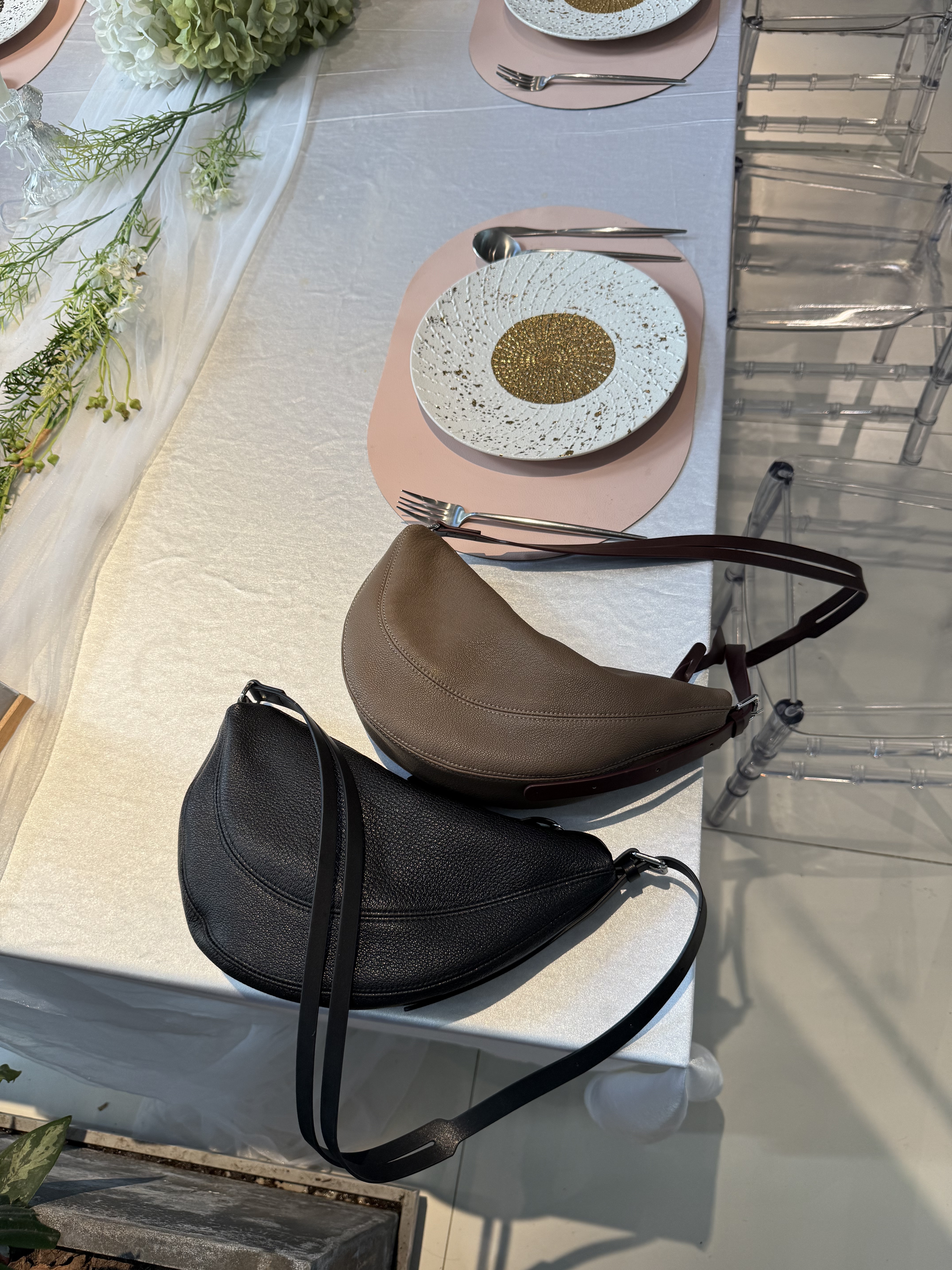 【慕懿时袋】女包百搭高级感单肩斜挎马鞍牛角月牙饺子包88544