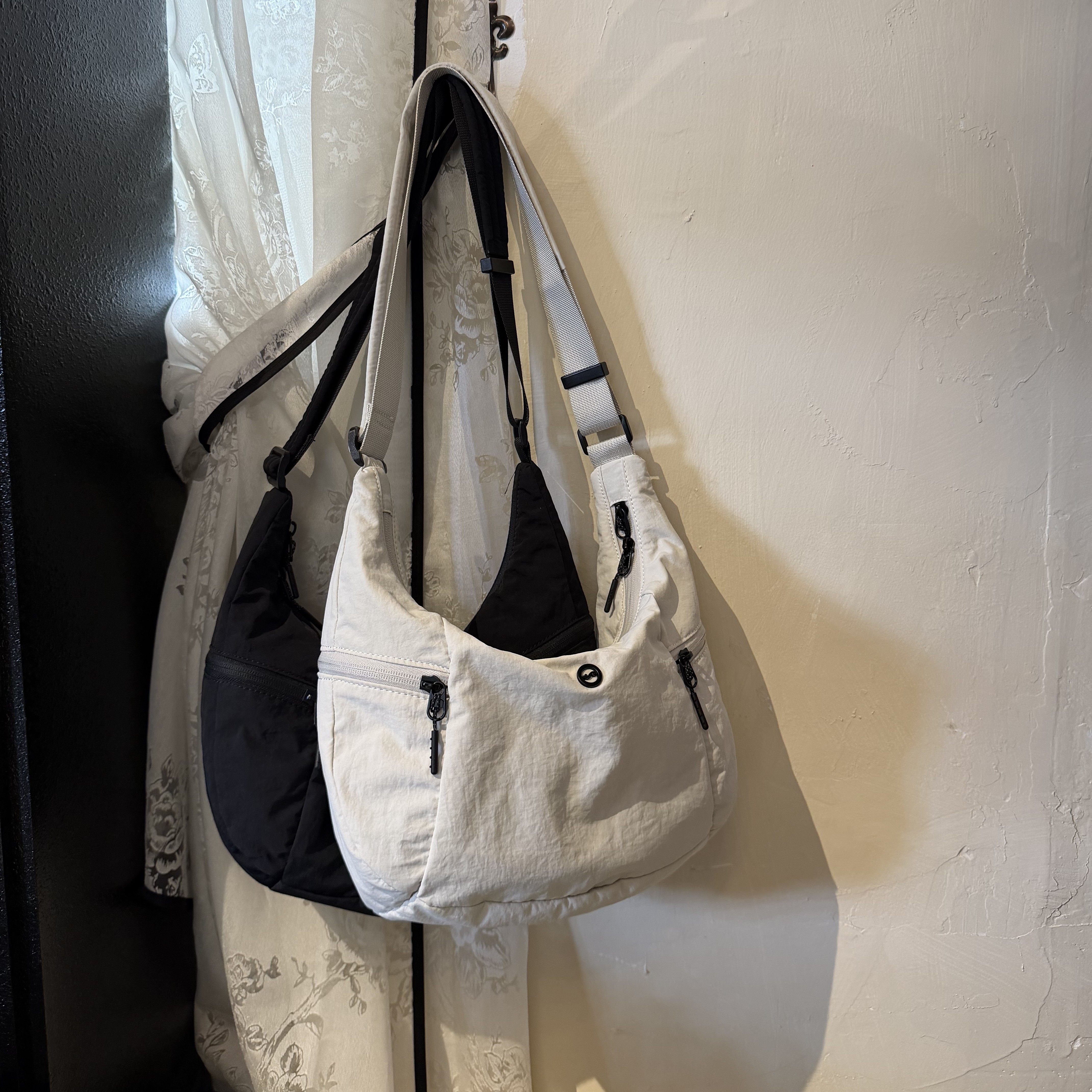 【慕懿时袋】26牛角月牙包大容量饺子包单肩斜挎腋下瑜伽包31022