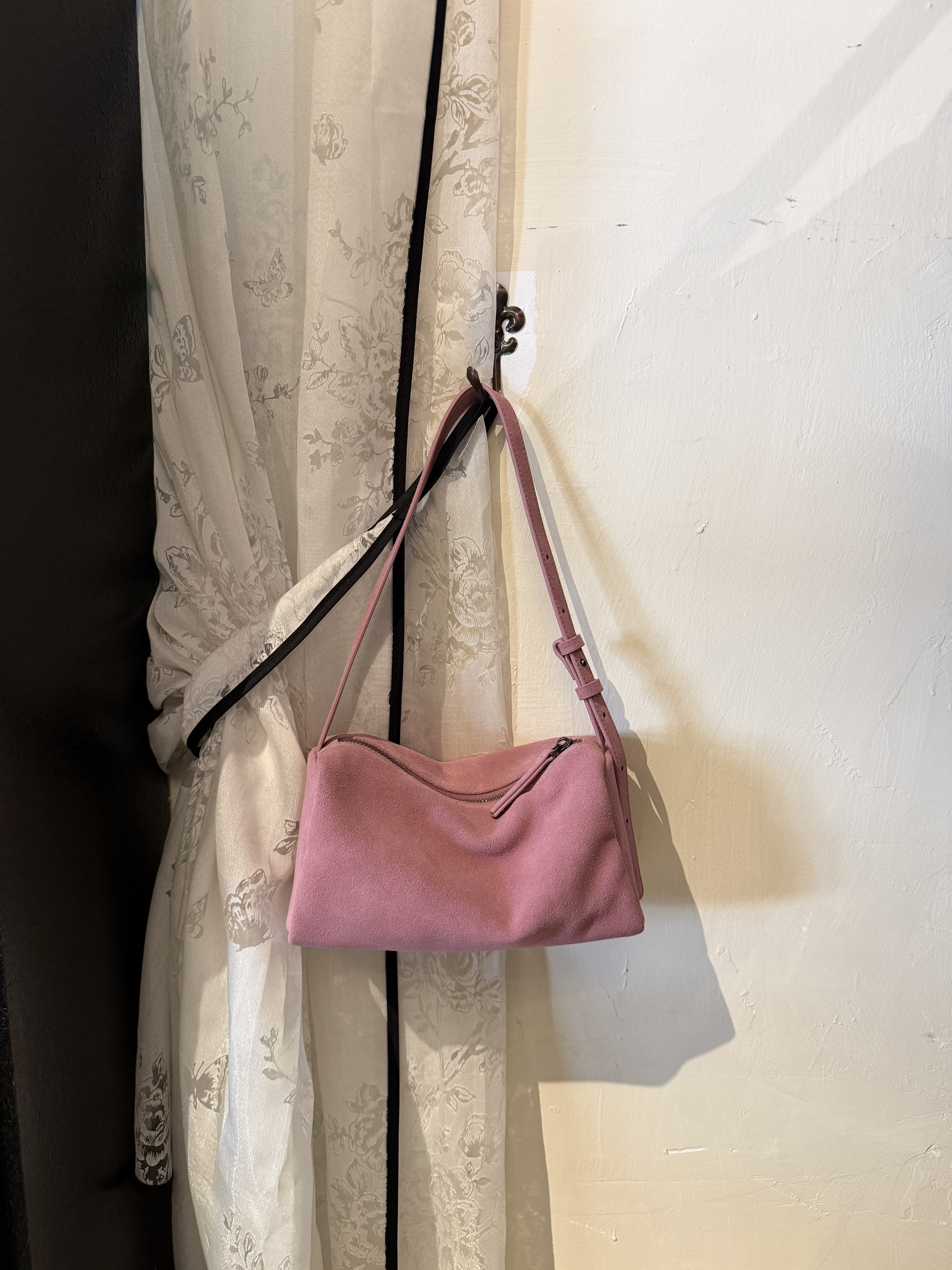 【慕懿时袋】2025新款秋冬真皮麂皮单肩斜挎包枕头包917