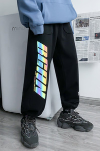 A438-5152-P65 日系潮牌宽松反光英文印花加绒束脚裤休闲运动裤潮图片