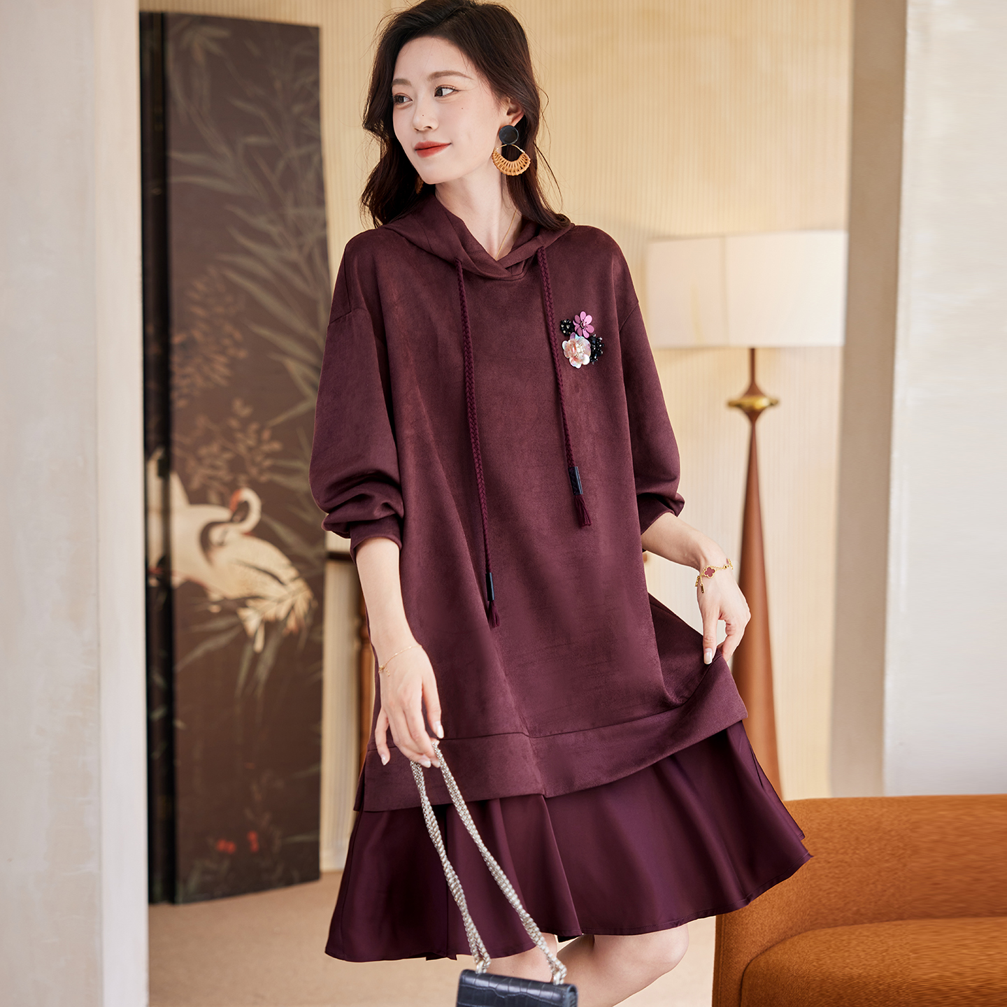 宝诗黎连帽拼接长袖连衣裙