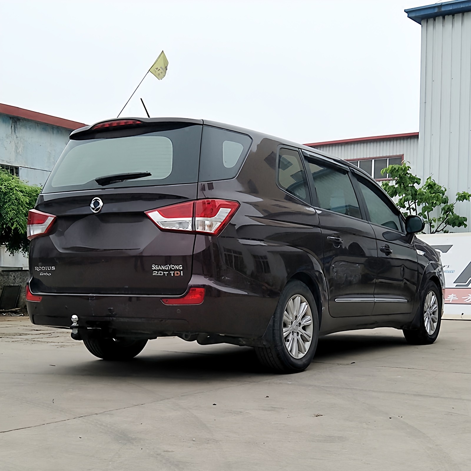 适用于14款双龙路帝改装专用拖车杠方口拖车钩越野拖挂防撞杠配件