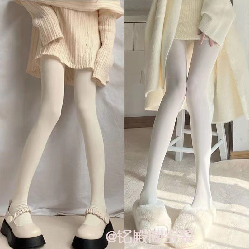 温柔奶白色丝袜纯欲风成人女舞蹈