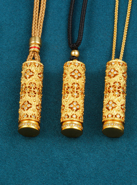 宫廷风镶钻四叶花沙金项链不掉色