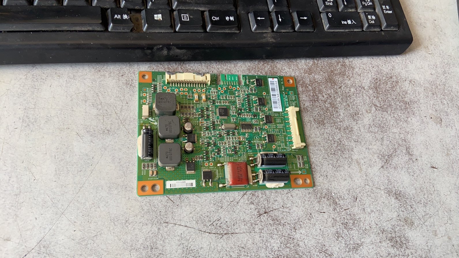 康佳LED32MS92C升压恒流板INV32L04A测试好发