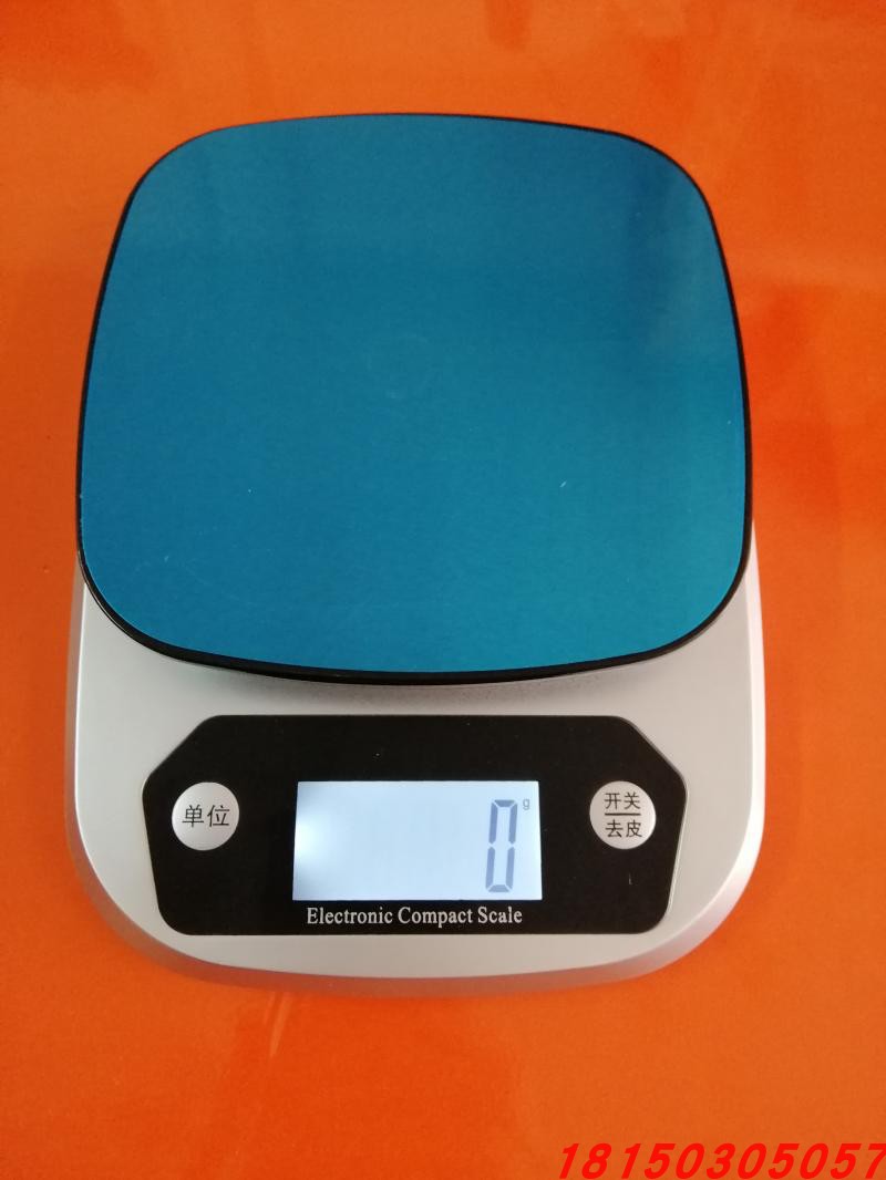 新品厨房秤烘焙秤家用10kg/1g大量程usb充电小型克秤食物秤电子秤