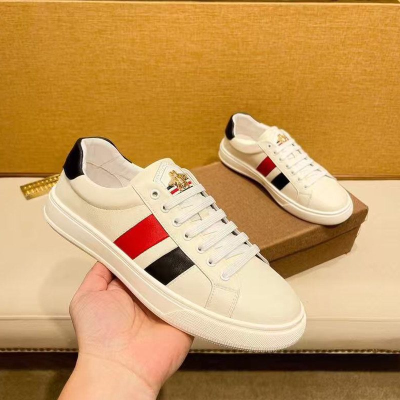 时尚潮男小蜜蜂小白鞋2025秋季鞋