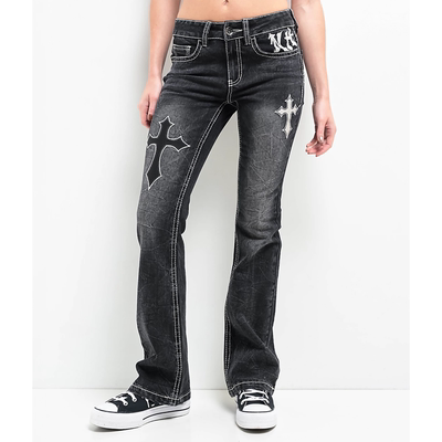 黑色中度刺绣喇叭牛仔裤