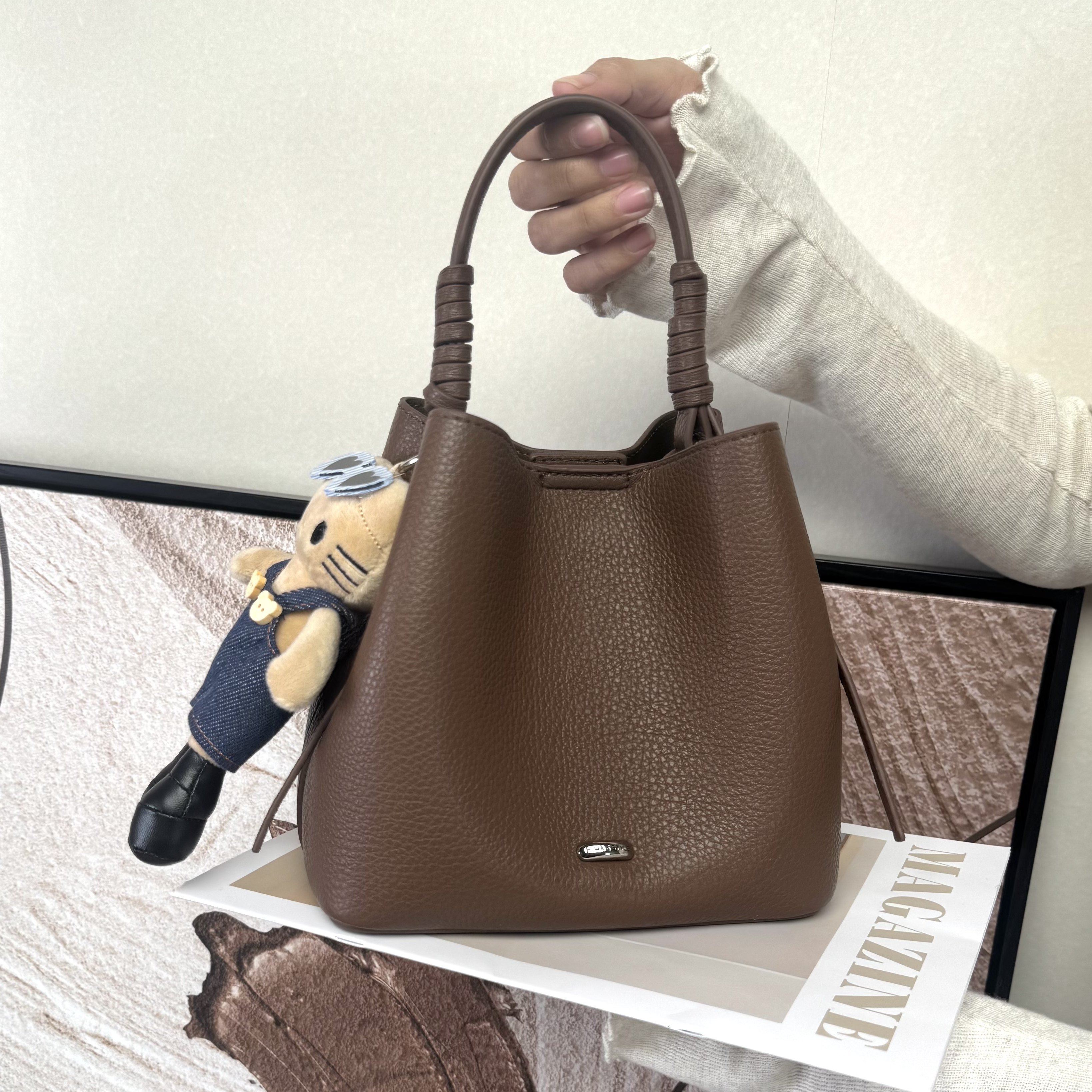 女包2026新款时尚韩版菜篮子包简约百搭单肩斜挎气质福袋小包包,箱包皮具/热销女包/男包,通用款女包,淘宝优惠券,粉丝福利购,淘宝优惠卷