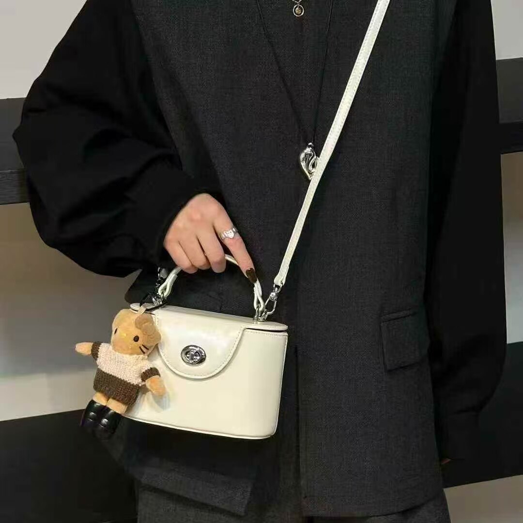 女包2026新款时尚韩版复古盒子包简约百搭手提包斜挎气质迷你小包